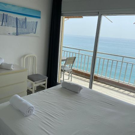 Mediterranean Suite First Line Beach Costa Del Sol Fuengirola Bagian luar foto
